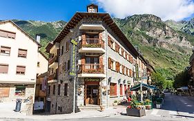 Hotel Aragueells